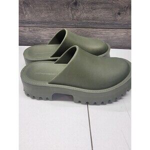 Jeffrey Campbell CLOGGE Green Platform Clogs Lug Sole Chunky MULES WOMEN 9 NWOT